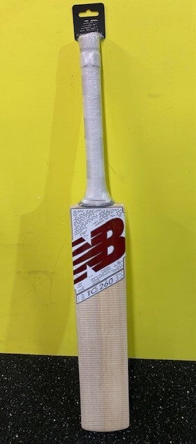 New balance size 4 cricket bat clearance